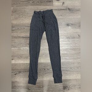 Aerie Gray Knit Leggings